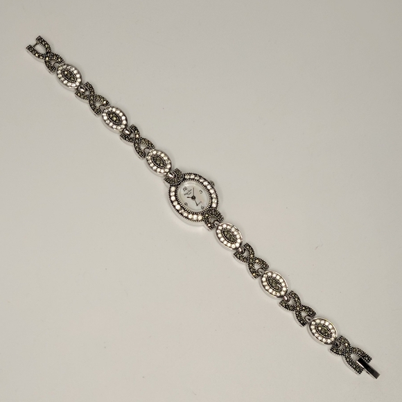 ▪︎Main Line Time Women's Watch - Picture 3 of 10